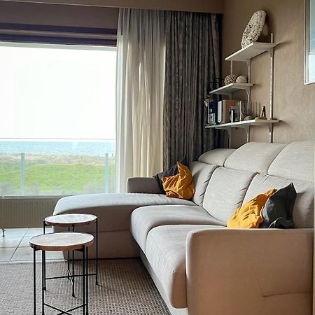 Superbe Studio Avec Une Magnifique Vue Sur La Mer. De Panne Kültér fotó
